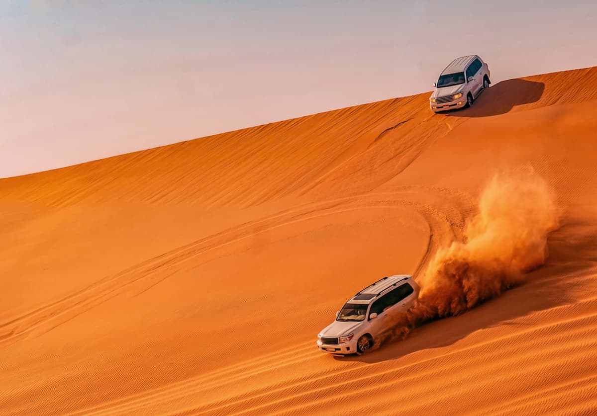 Car Ride In Desert Safari Dubai